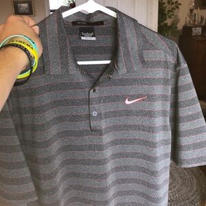 Nike Tiger Woods collection golf polo